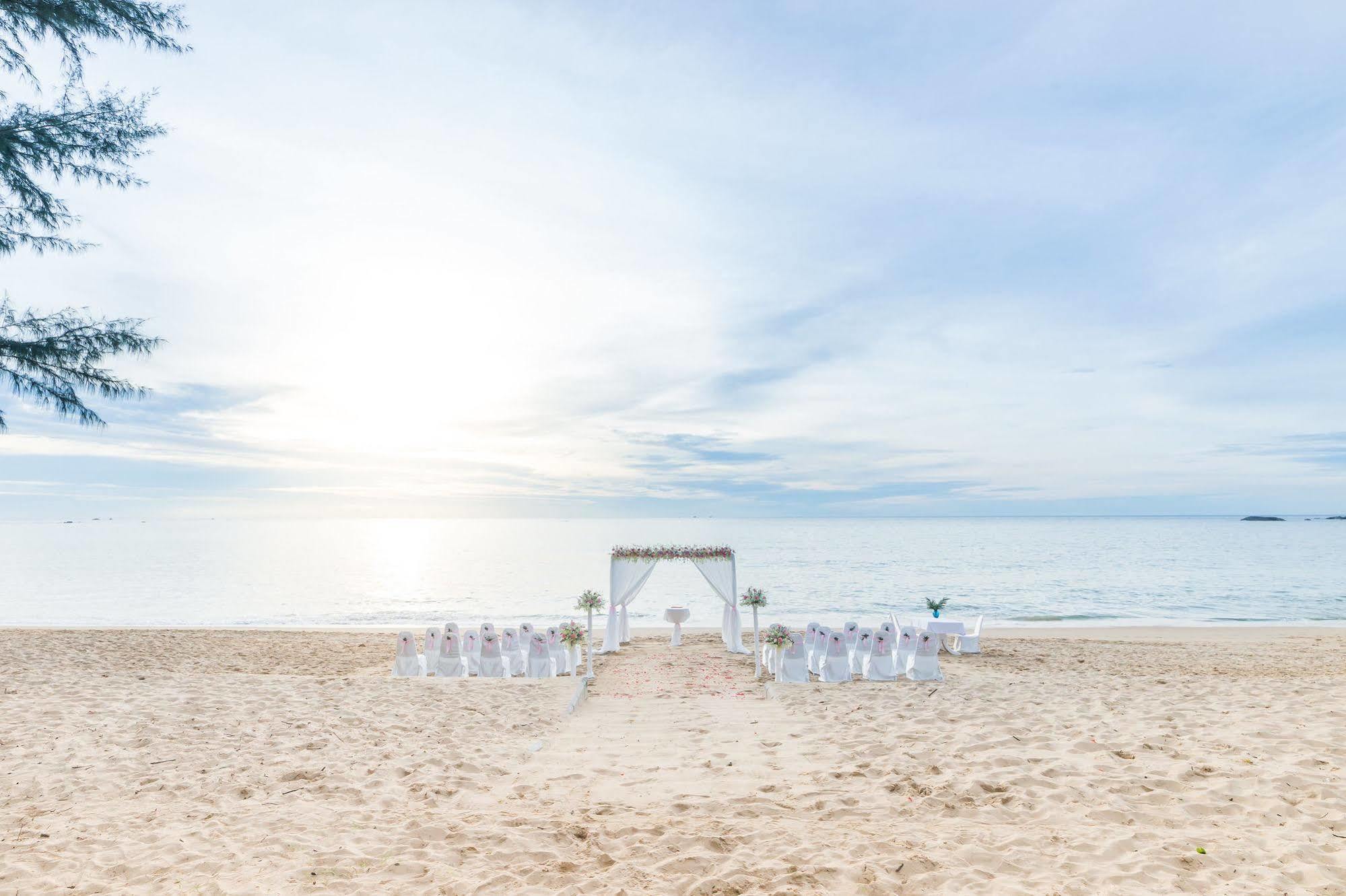 Hive Khaolak Beach Resort (Adults Only) Khao Lak Luaran gambar
